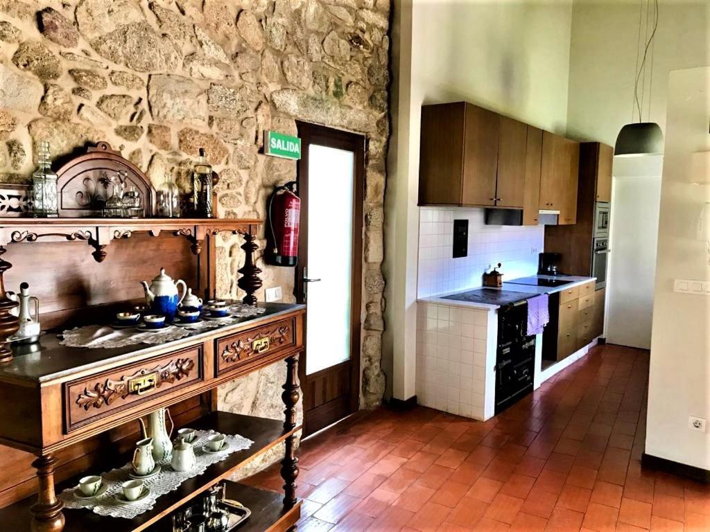 Casa Da Pedra Villa Tomino Luaran gambar