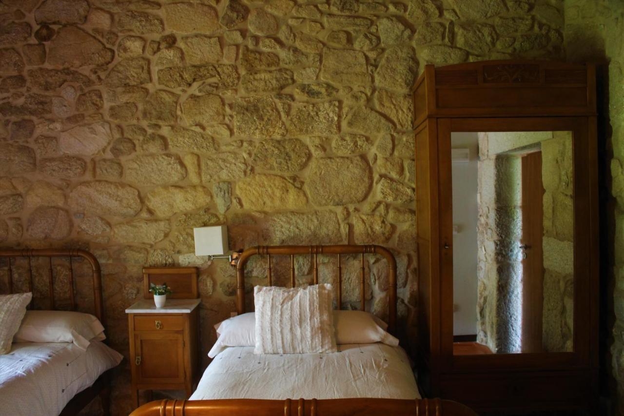 Casa Da Pedra Villa Tomino Luaran gambar