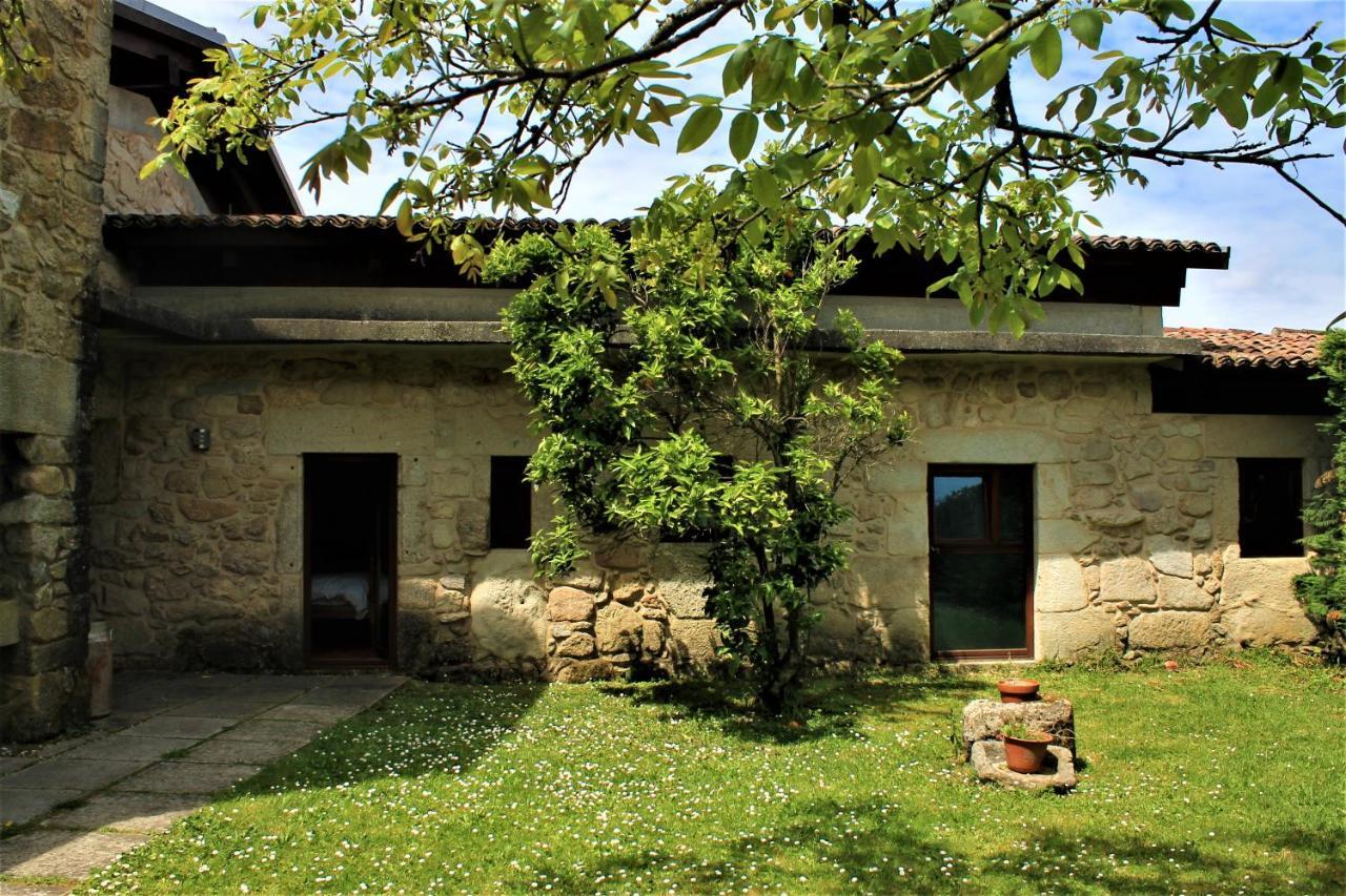 Casa Da Pedra Villa Tomino Luaran gambar