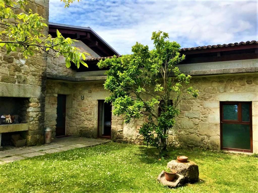 Casa Da Pedra Villa Tomino Luaran gambar